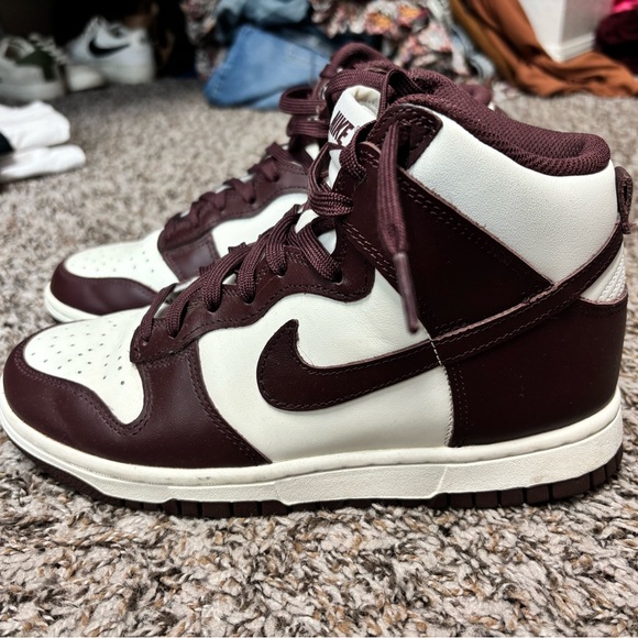 Nike Shoes - Nike High-Top Sneakers in Maroon and White